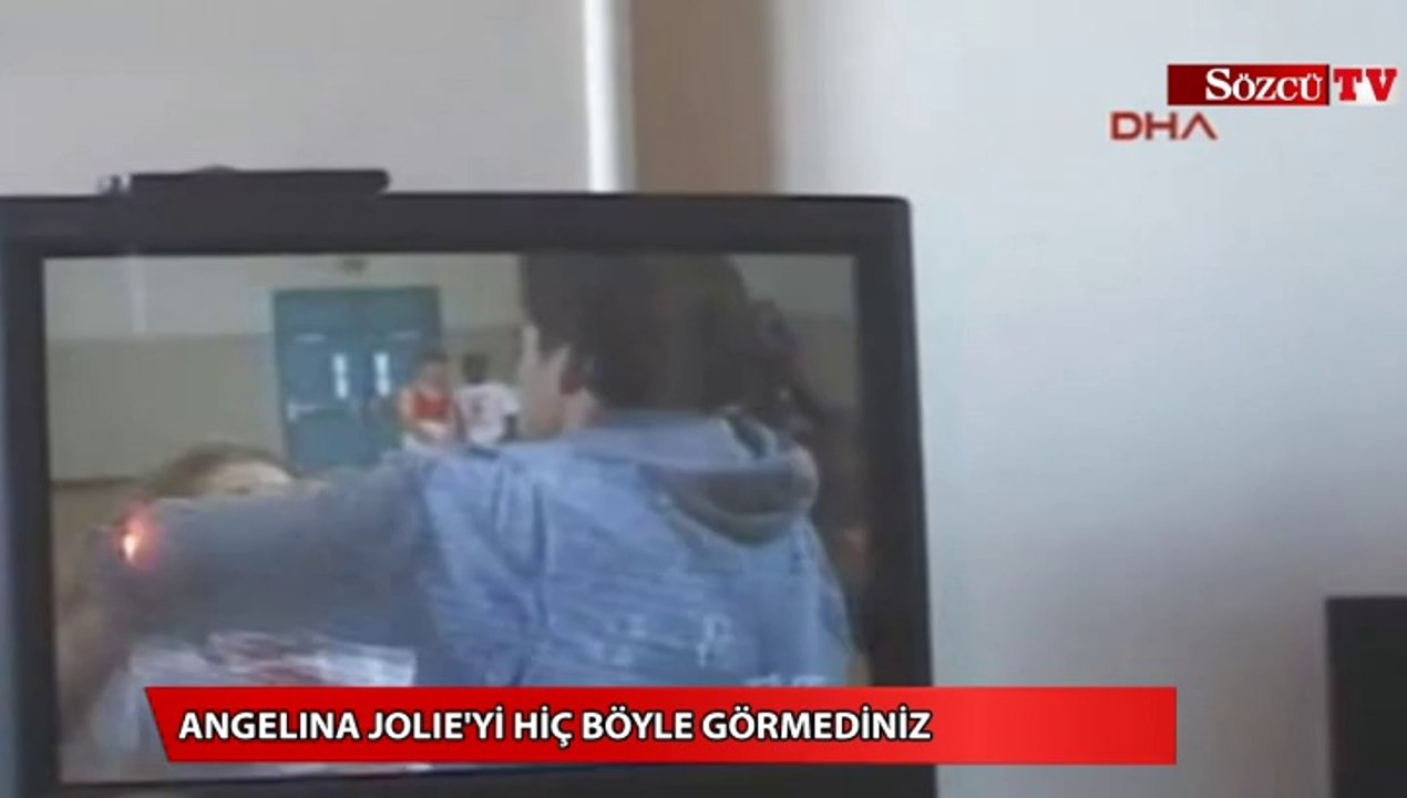 Angelina Jolie'yi hiç böyle görmediniz