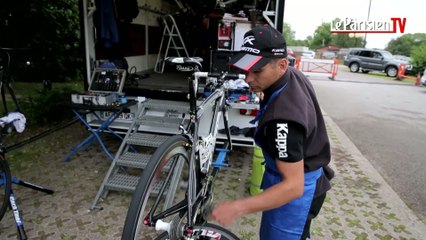 Tour de France : le chef mécanicien se prépare aux chutes