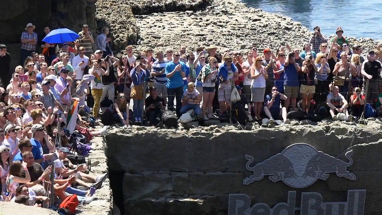 Plongeons de haut vol pour le Red Bull cliff diving