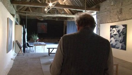 L'oiseau évoque le chant de la création de l'univers