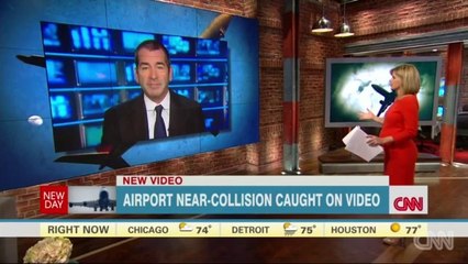 Planes Nearly Collide with Each Other (2014)