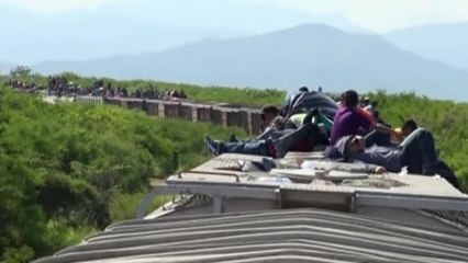 "This isn't theater. This is a problem" -Obama on migrants