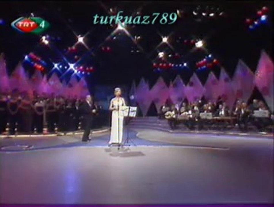 Umut AKYÜREK-Sensiz Her Gecenin Sabahı Olmayacak Sanırım (1)