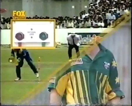 MOST INSANE UMPIRE DECISION OF ALL TIME! SRI LANKAN UMPIRE