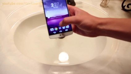 LG G3 Water Test - Is it Water Resistant (UrduPoint.com)