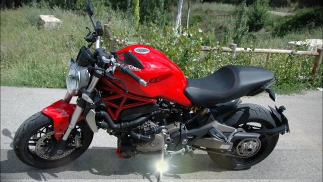 Ducati Monster 1200 - Prueba Portalmotos