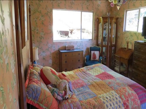 2 Storey & 4 bedroom 3566 sq. ft. Homes For Sale in Santa Paula CA Real Estate