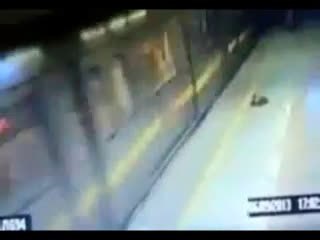 HT Exclusive  shocking video of woman's suicide attempt on Delhi Metro tracks