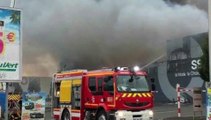 Saint-Maximin: le magasin Chaussea dévasté par un incendie