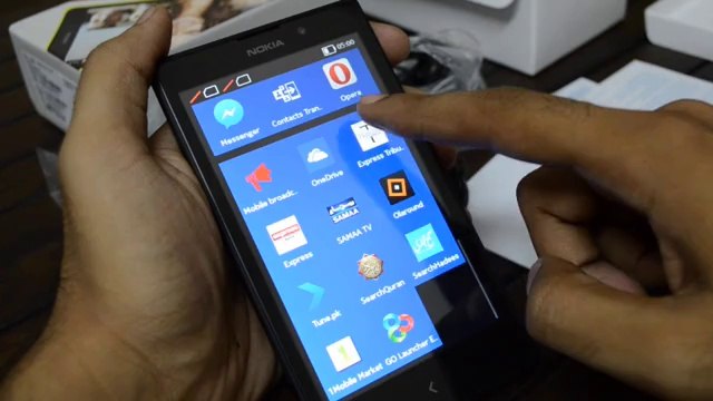 Nokia XL (quick) unboxing and Hands-pekistan.om