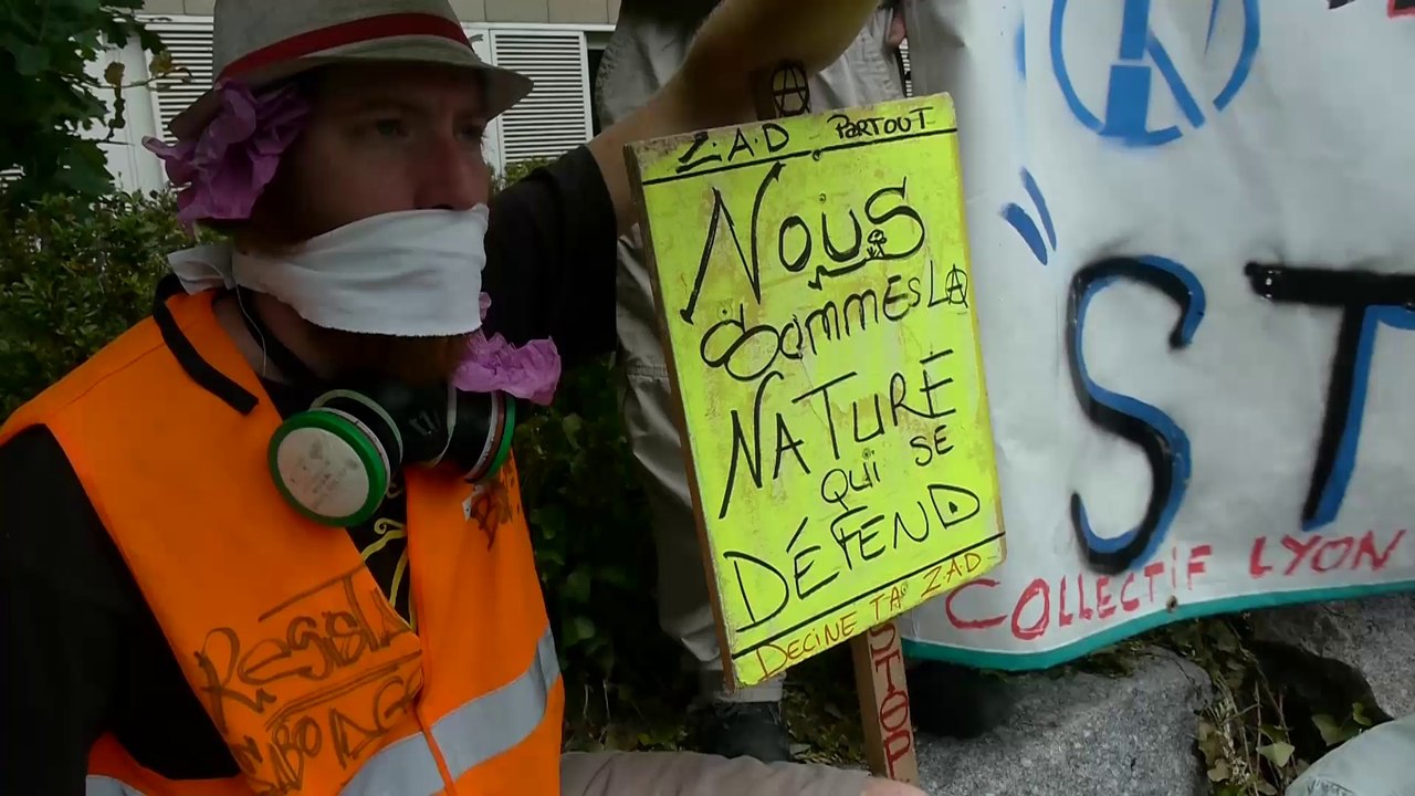 Mondial 2014 Le grand Lyon  joue avec les droits de l'homme...