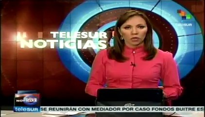 Fustiga Correa a entreguistas que hacen política contra sus pueblos