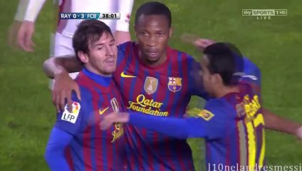 Lionel Messi - 10 Magisterial Nutmegs (HD)