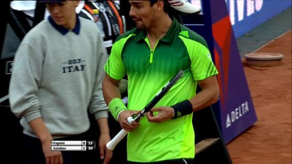 Record Fognini, rompe due racchette in due giochi