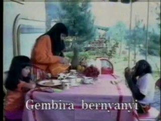 Si Gajah (Suzan,Cynthia dan Ria Enes)