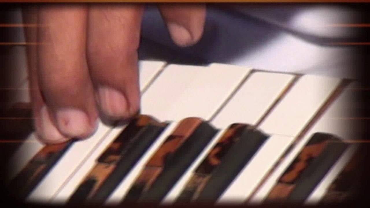 Shala Wasda Rahwai Tera ( Poet :: Ayub Akhter .. Singer:: Sajjad Gullani ) Pakistan Geet