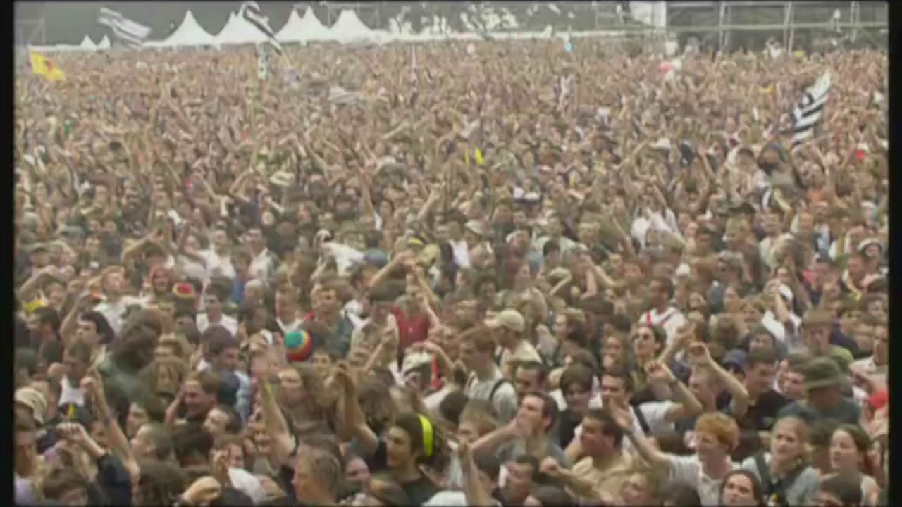 Matmatah - Lambé An Dro (Live at Vieilles Charrues official HD)