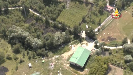 Video herunterladen: Tagliacozzo (AQ) - Esplosione fabbrica di fuochi -2- (09.07.14)