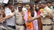 Shraddha Kapoor Visits Siddhivinayak Temple For Blessings !