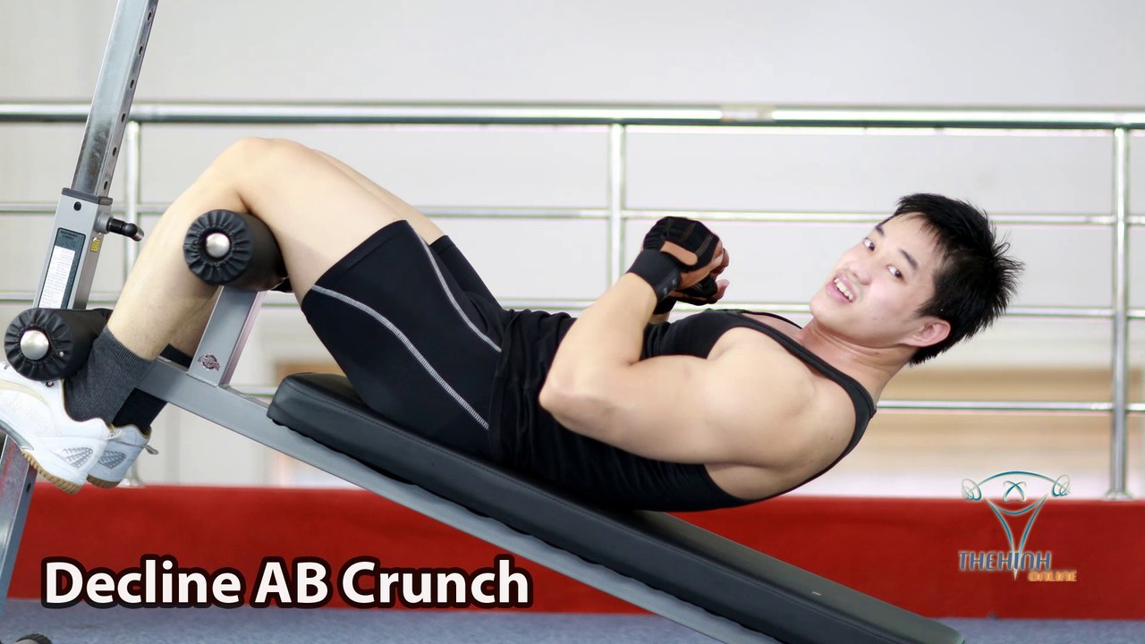 Decline AB Crunch gập bụng hiệu quả đơn giản với ghế dốc
