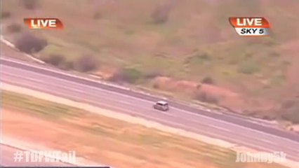 The World's Most Indecisive Getaway Driver Try To Escape Police