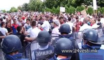 MIHAJLO PROTESTI ZA MONSTRUM VTOR PAT 11 07