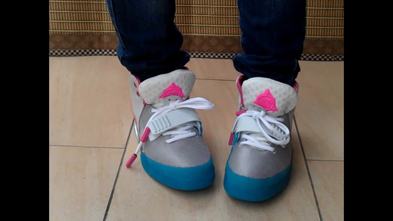 cheap AIR YEEZY 2 RED OCTOBERS replica, Air Yeezy 2 Forsale Review On Feet