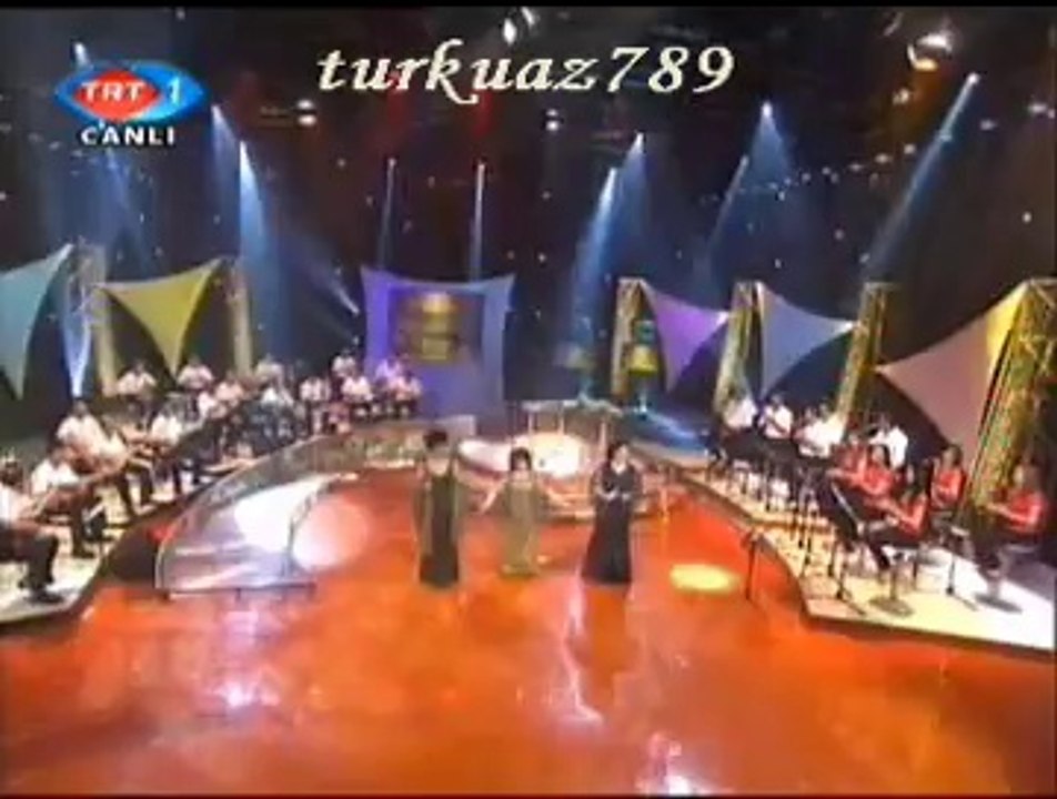 Emel TAŞÇIOĞLU & Gülşen KUTLU & Nursaç DOĞANIŞIK-Su Sızıyor Sızıyor Taşların Arasından