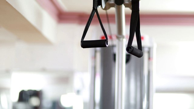 THỂ HÌNH - GYM Lats Pulldown Kéo Xô hoàn hảo hơn Selectorized