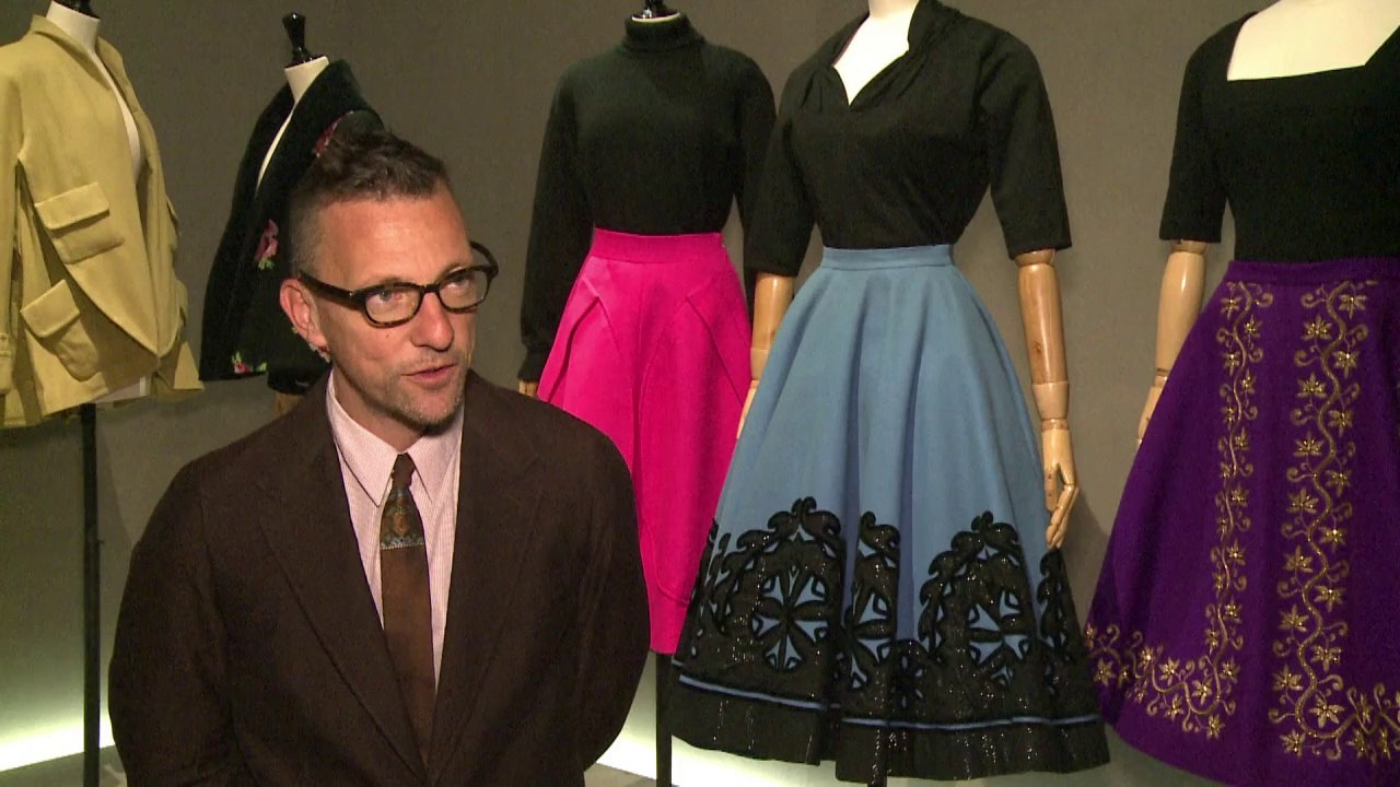 Fifties fashion showcased at Paris museum
