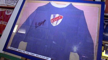 Louis Nicollin présente : les maillots de Ghiggia, le bourreau du Brésil