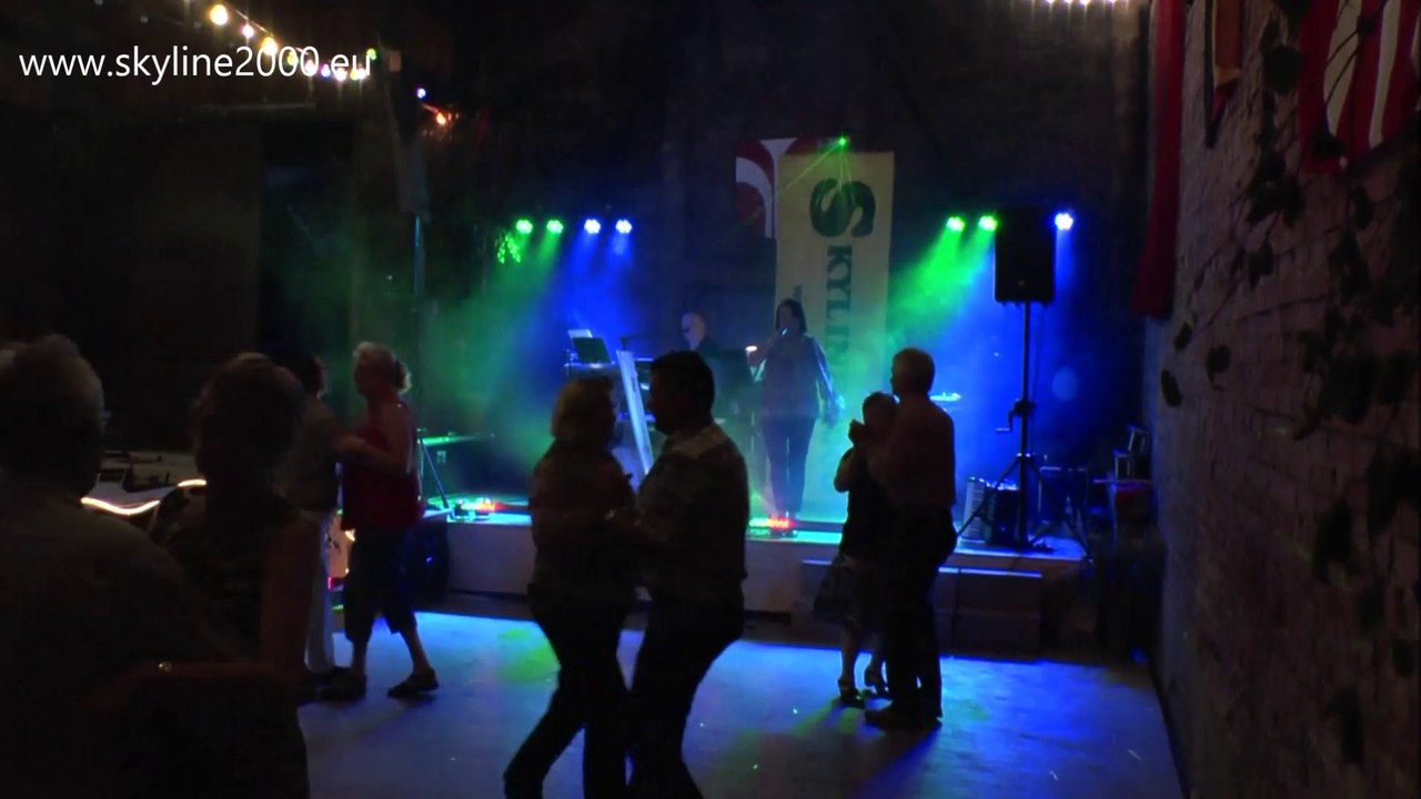 Deutsch polnische Band Skyline2000 mit Sängerin