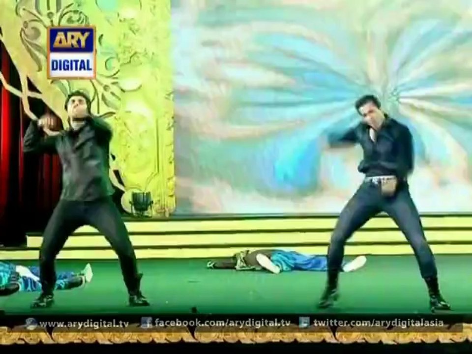 Performance of Team 'KAMBAKHT' at 1st ARY Film Awards - 2014