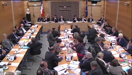 M. Bernard Cazeneuve, ministre, sur le projet de loi relatif à la délimitation des régions - Mardi 8 Juillet 2014