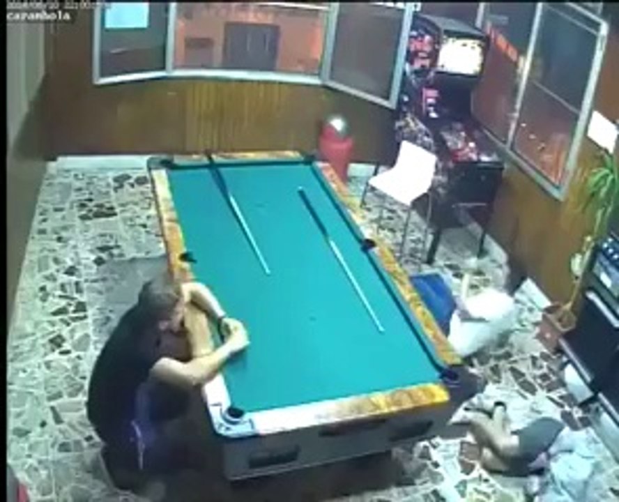 Unbelive shots and luck in Snooker Game