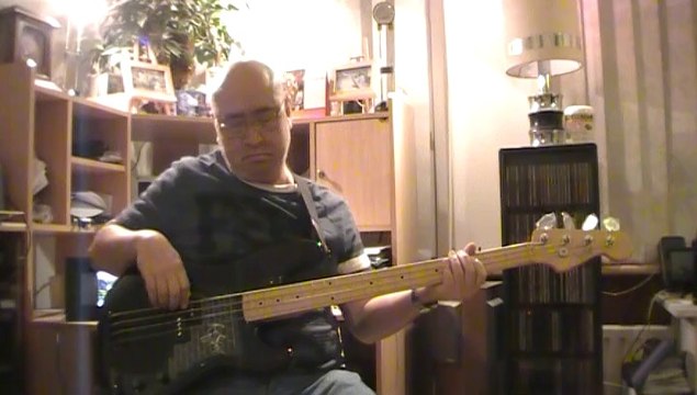 He's the greatest dancer Sister Sledge basscover Bob Roha