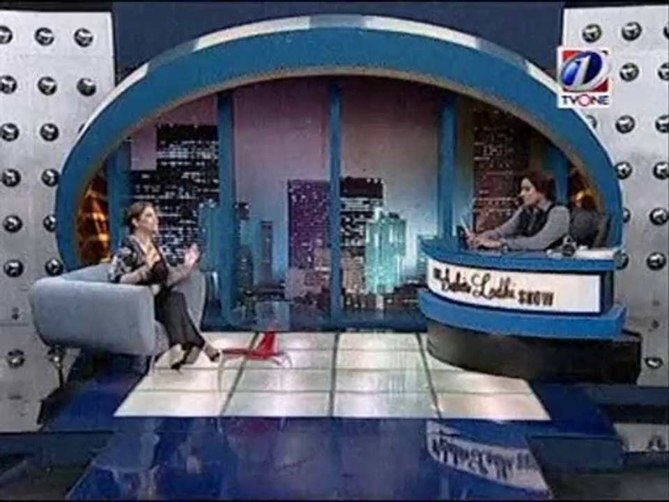 Atiqa Odho looking seductive in black