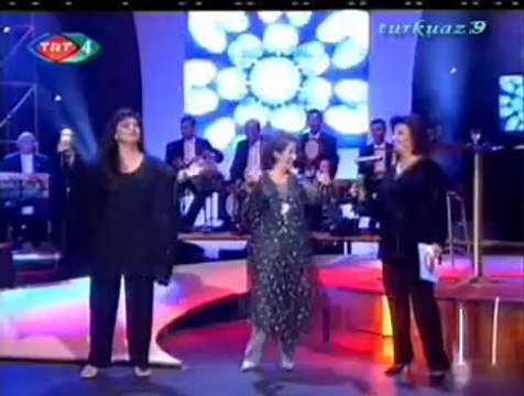 Nursaç DOĞANIŞIK & Emel TAŞÇIOĞLU & Gülşen KUTLU-Yeşil Ördek Gibi Daldım Göllere