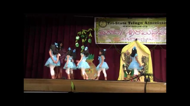 TTA: UGADI SRI RAMANAVAMI 2014: PADMAJA SONTI'S GIRLS…GIRLS…NAKOSAM