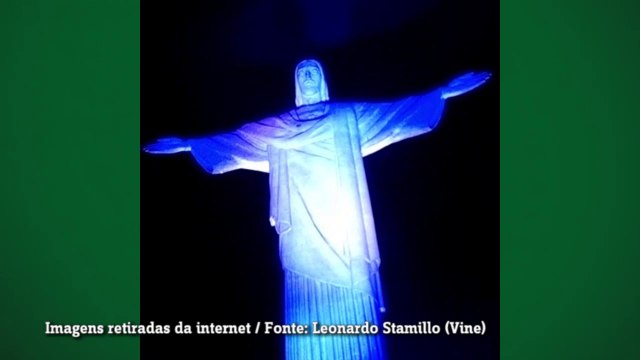Cristo Redentor é iluminado com cores dos finalistas da Copa
