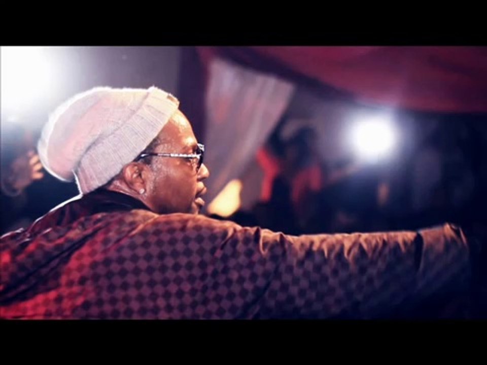 (Official Instrumental) Juicy J - Who Da Neighbors (Prod Lex Luger)