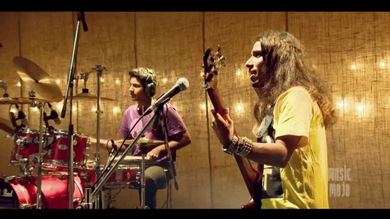 Beat it by Thaikkudam Bridge - Music Mojo Bloom Talk TV