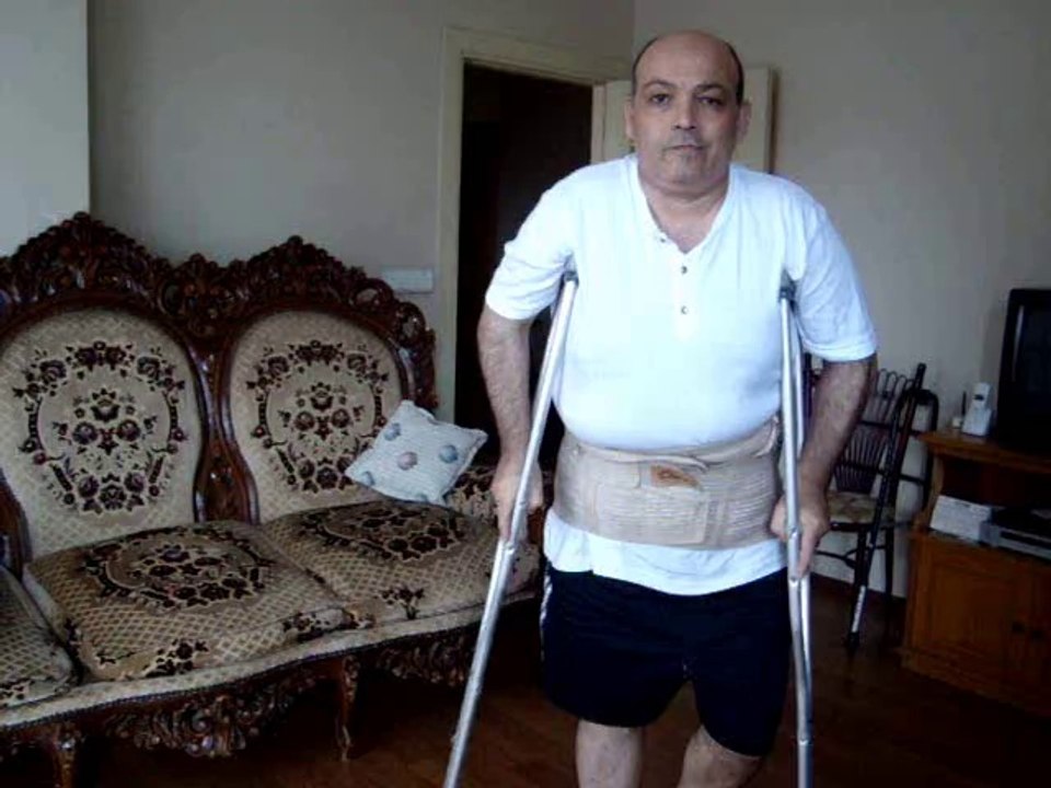 KOLTUK DEĞNEKLERİ  İLE YÜRÜME  ÇALIŞMAM-7