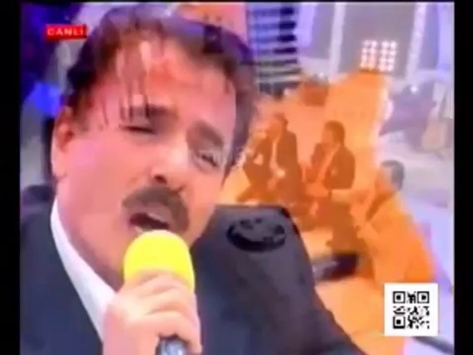 Ferdi Tayfur & Selami Şahin & Müslüm Gürses / Canlı performans "EMMİOĞLU"