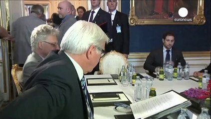 İngiltere İran ile nükleer müzakerelerden umutlu değil