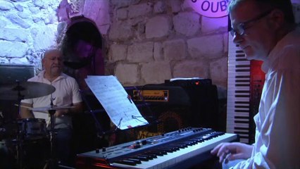 LES JAZZ RUNNERS "Caramba" 640x360