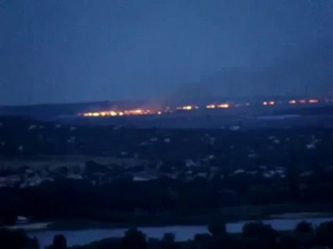 Луганск На окраине города идет жаркий бой (13.07.2014г.)