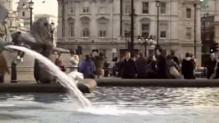 Red double decker bus (non)