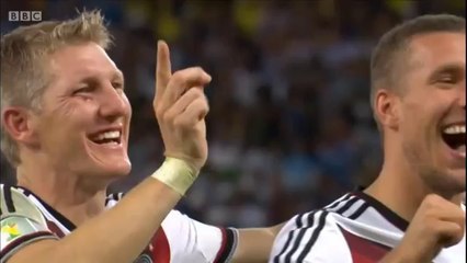 Το φιλί των Σβάισταϊγκερ - Ποντόλσκι μετά τον τελικό!