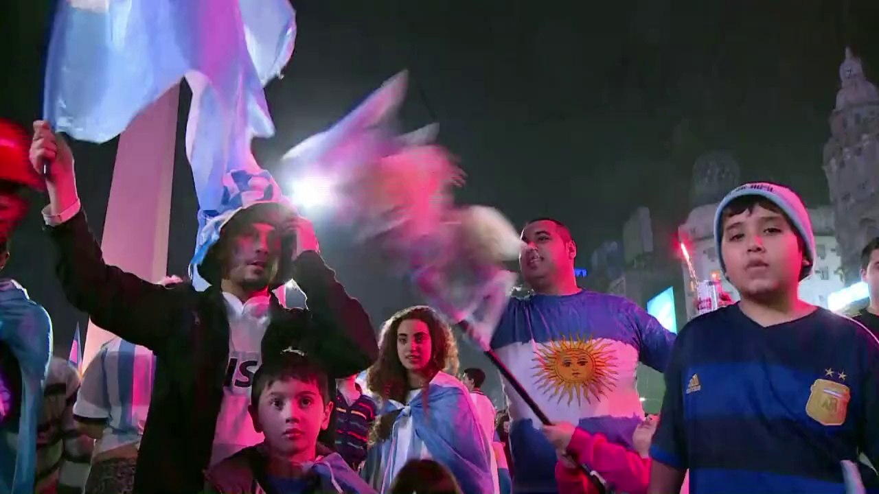 Mondial: tristesse, joie et violence à Buenos Aires